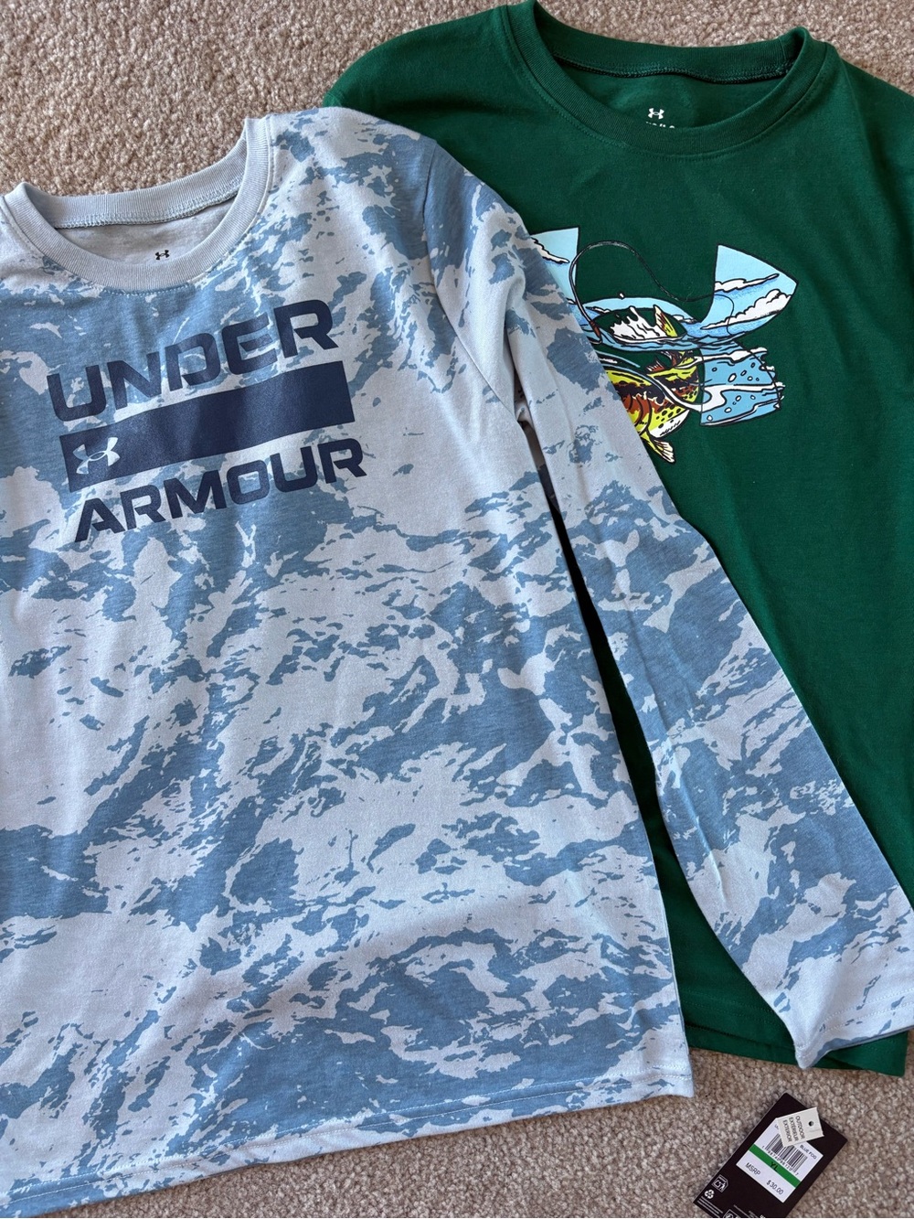 Under Armour Kids Boys set lot of 2 long sleeve Tshirts size large NWT